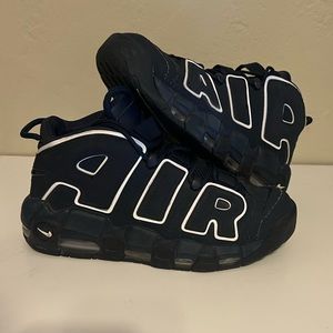 Nike air more uptempo